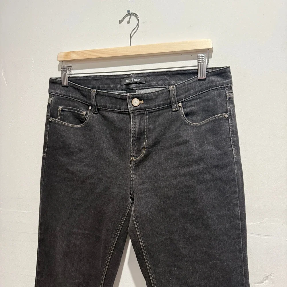 White House Black Market‎ Blanc Flare Jeans Black Mid Rise Size 8S